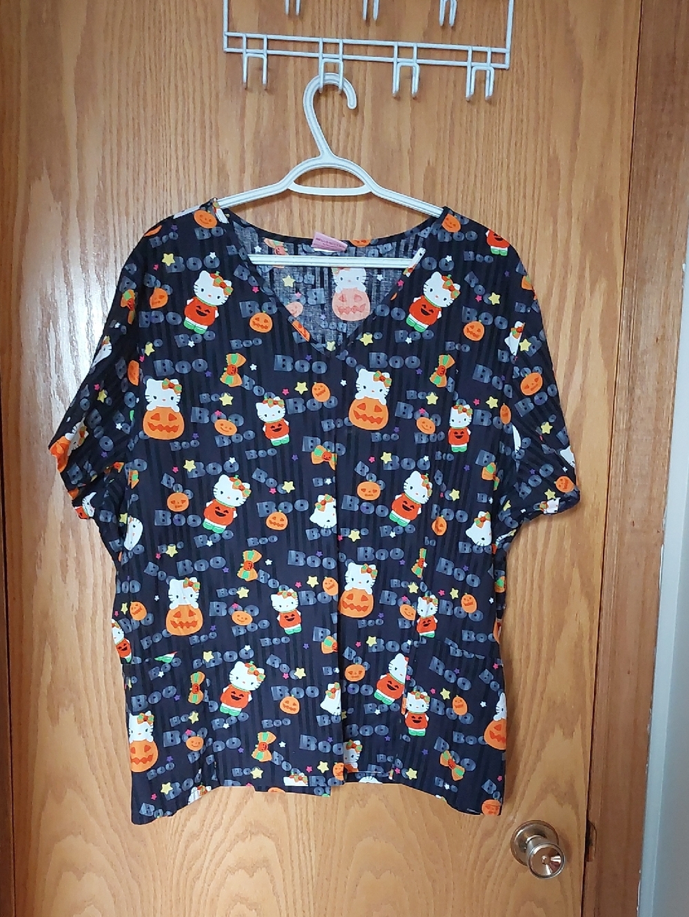 Hello Kitty Halloween Print V-Neck Scrub Top